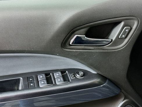 Used 2020 Chevrolet Colorado Z71 image 19