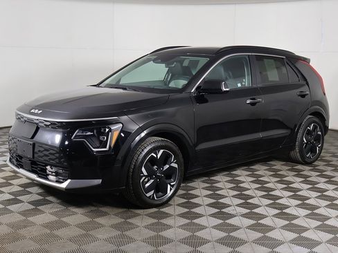 Used 2023 Kia Niro Wave w/ Wave Preserve Package image 12