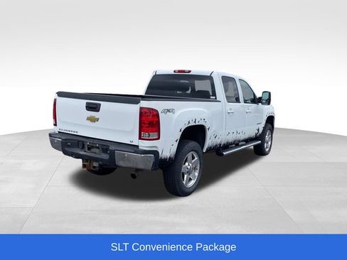 Used 2014 GMC Sierra 2500 SLT w/ SLT Convenience Package AWD/4WD image 3