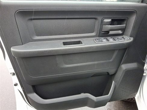 Used 2023 RAM 3500 Tradesman w/ Chrome Appearance Group image 9