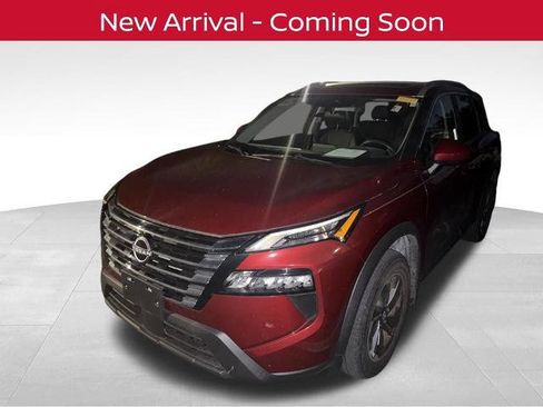 Certified 2024 Nissan Rogue SV w/ SV Premium Package image 1