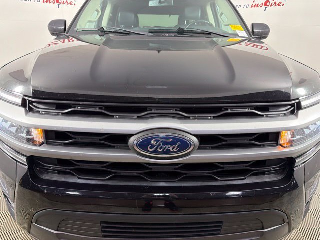 Used 2024 Ford Expedition XLT RWD image 5