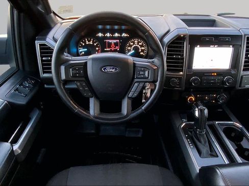 Used 2018 Ford F150 XLT w/ Equipment Group 302A Luxury AWD/4WD image 5
