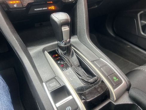 Used 2018 Honda Civic EX-T image 12