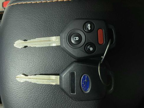 Used 2016 Subaru Crosstrek 2.0i Limited image 20