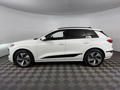 Used 2025 Audi Q6 e-tron Prestige w/ Black Warm Weather Package AWD/4WD image 10