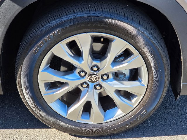 Used 2026 Toyota Grand Highlander AWD image 9