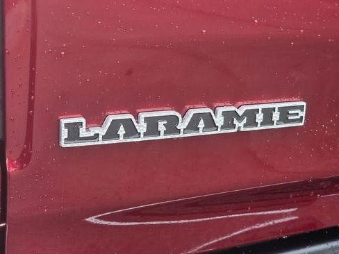 Used 2020 RAM 1500 Laramie AWD/4WD image 15