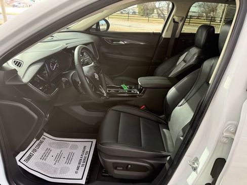 Used 2023 Buick Envision Essence image 13