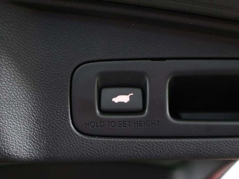 Used 2017 Honda CR-V Touring image 22