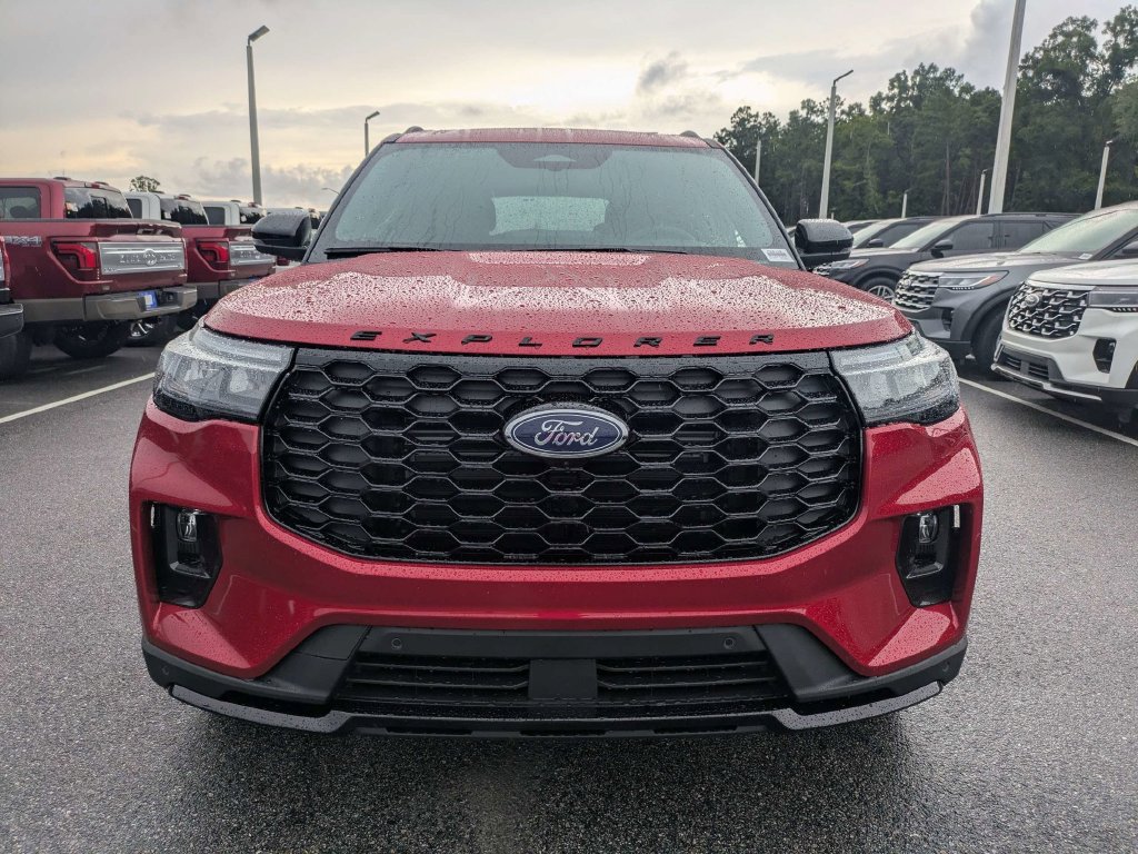 New 2026 Ford Explorer ST-Line w/ ST-Line Street Pack AWD/4WD image 9