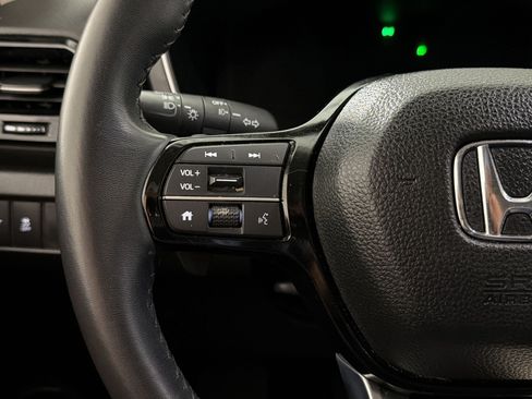 Used 2024 Honda Pilot EX-L image 17