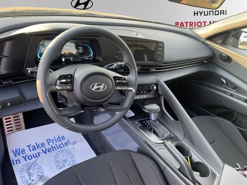 New 2026 Hyundai Elantra Sport FWD image 10