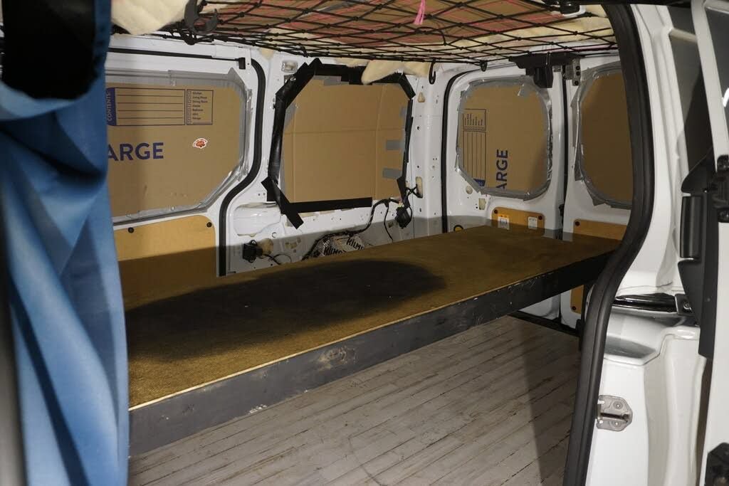 Used 2022 Ford Transit Connect XL FWD image 18