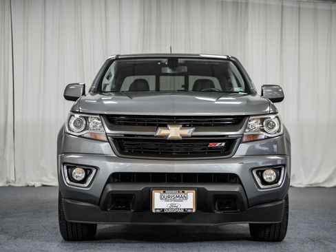 Used 2018 Chevrolet Colorado Z71 image 2