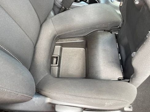 Used 2013 Dodge Dart SXT FWD image 34