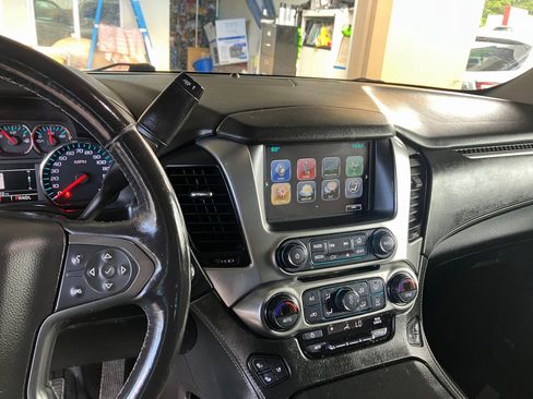 Used 2018 Chevrolet Tahoe Premier w/ RST 6.2L Performance Edition image 26