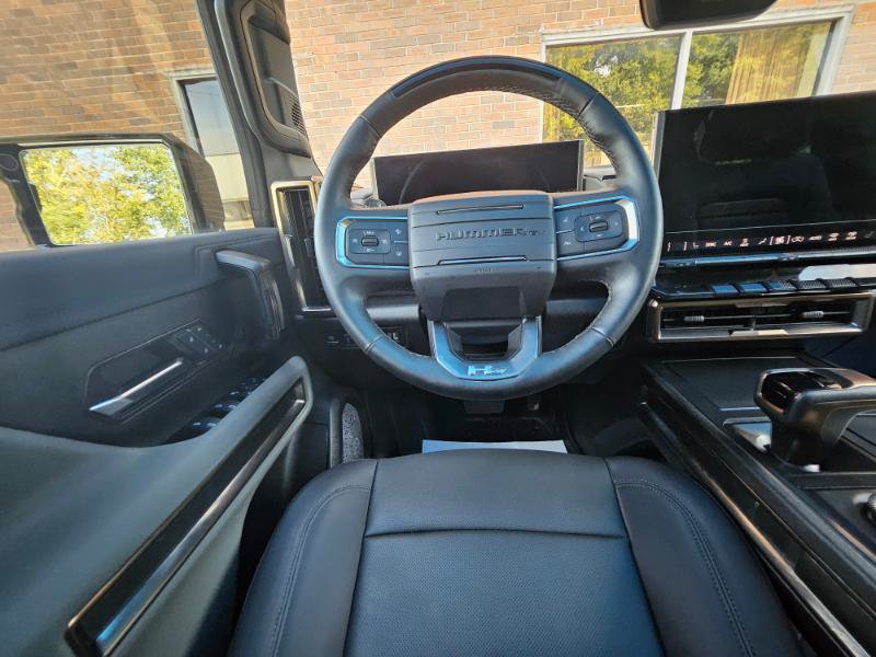 Used 2025 GMC Hummer EV 3X AWD/4WD image 3