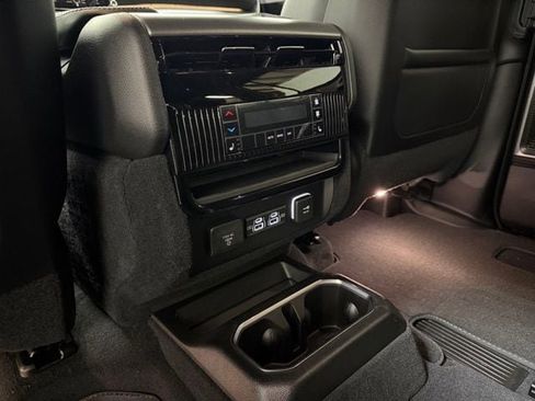 New 2026 Jeep Grand Wagoneer Limited AWD/4WD image 22