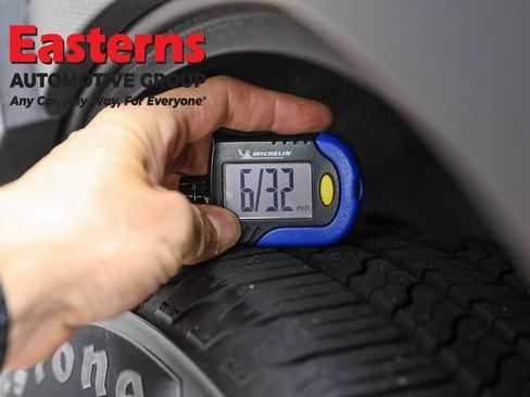 Used 2022 Subaru Forester AWD/4WD image 26