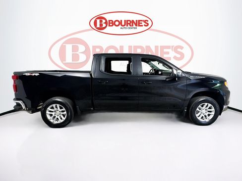 Used 2024 Chevrolet Silverado 1500 LT AWD/4WD image 11