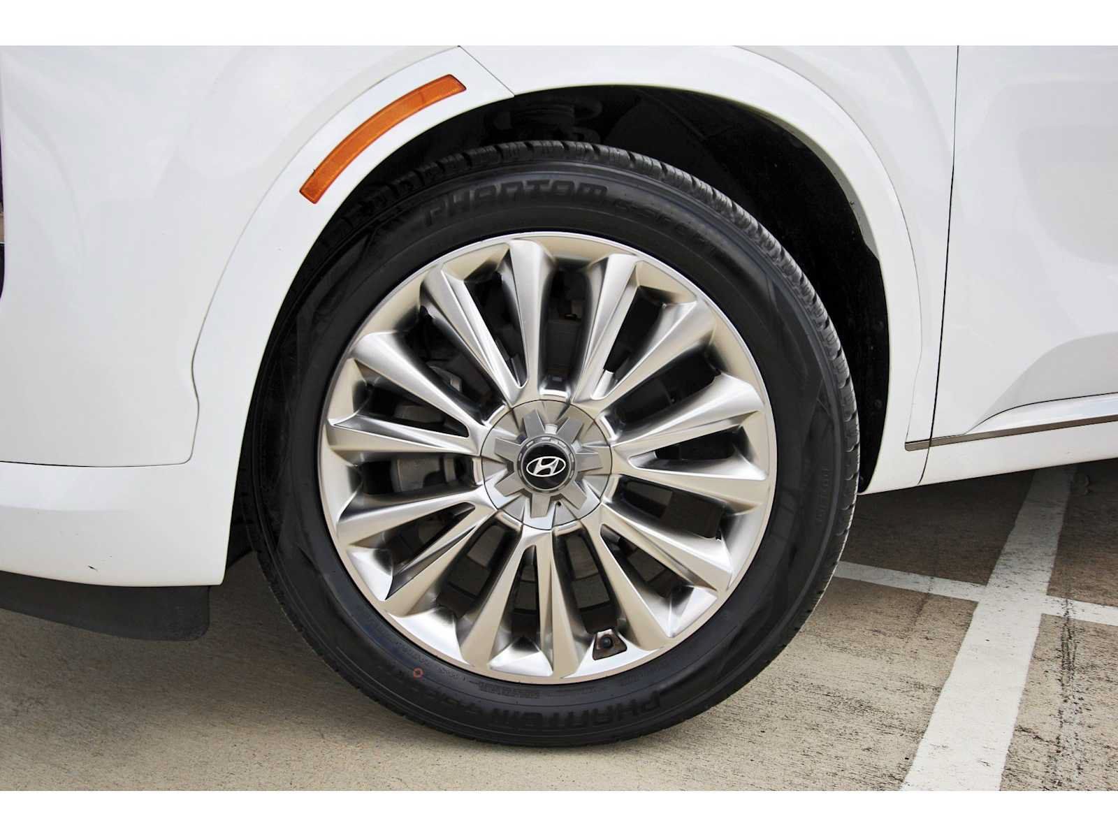 Used 2020 Hyundai Palisade Limited FWD image 32