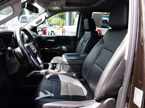 Used 2019 GMC Sierra 1500 SLT w/ SLT Premium Package AWD/4WD image 17