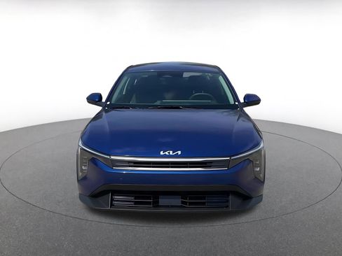 Used 2025 Kia K4 LXS image 3