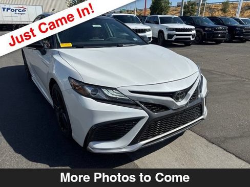 Used 2023 Toyota Camry XSE FWD image 8