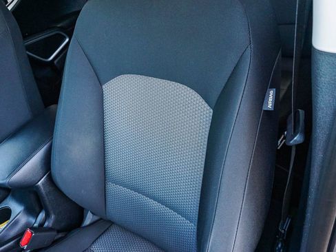 Certified 2023 Kia Soul LX w/ LX Technology Package FWD image 21