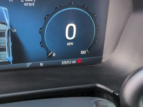 Used 2024 Ford F250 Lariat w/ Sport Appearance Package image 28