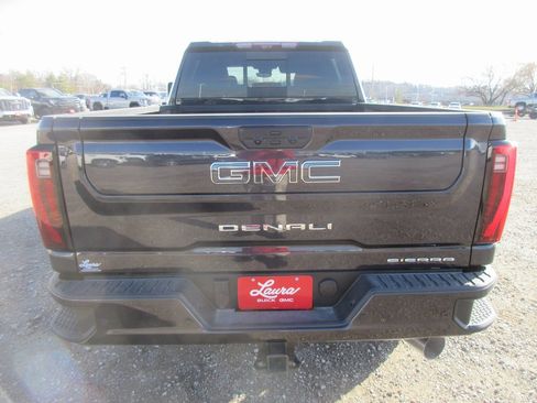 New 2026 GMC Sierra 2500 Denali Ultimate image 6