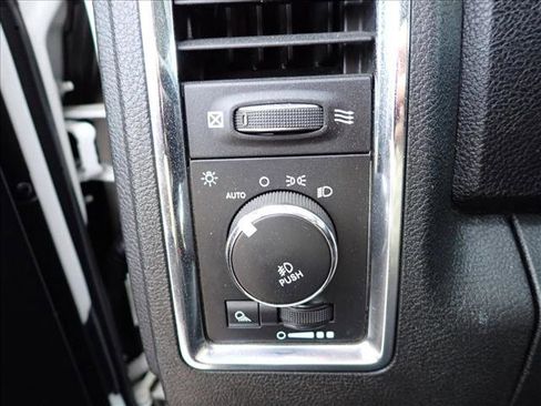 Used 2015 RAM 3500 Laramie image 14