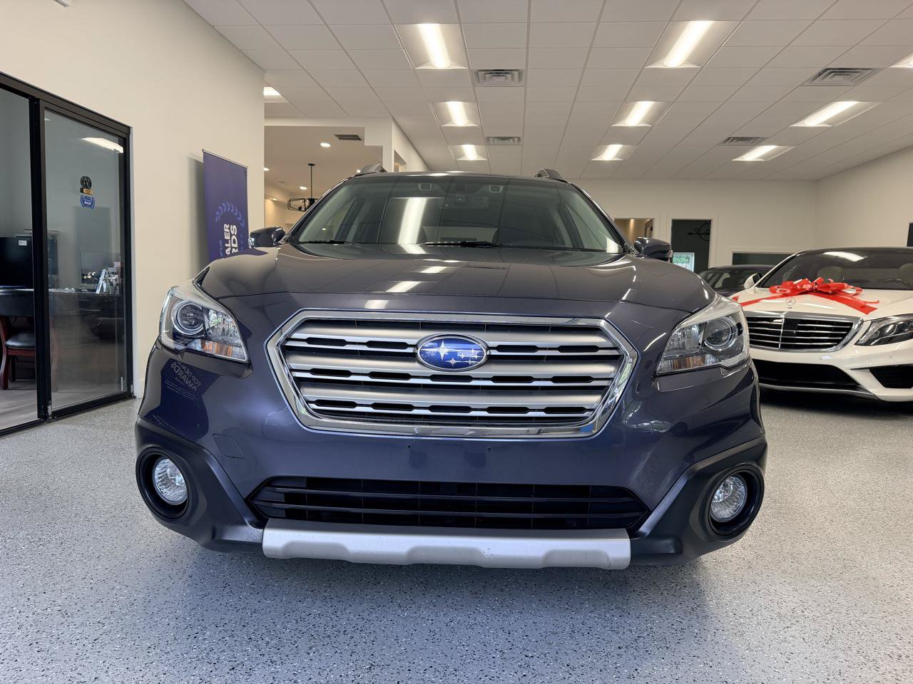 Used 2017 Subaru Outback 2.5i Limited AWD/4WD image 12
