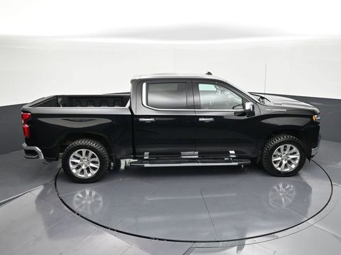 Used 2020 Chevrolet Silverado 1500 LTZ w/ LTZ Plus Package RWD image 17