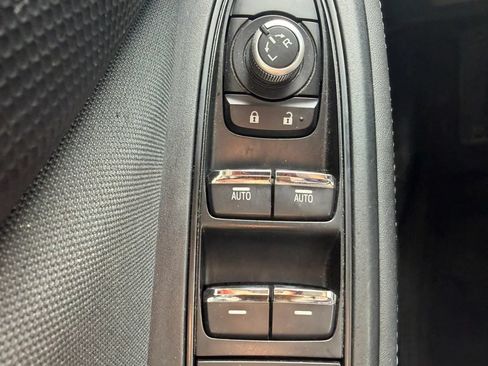 Used 2020 Subaru Forester Premium AWD/4WD image 24