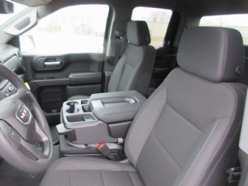 New 2026 GMC Sierra 1500 Pro w/ Pro Value Package image 13