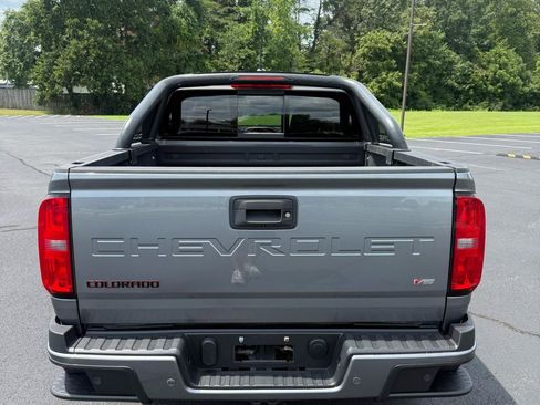 Used 2021 Chevrolet Colorado LT w/ Redline Special Edition AWD/4WD image 10