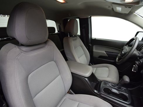 Used 2015 GMC Canyon 4x4 Extended Cab w/ Convenience Package image 19