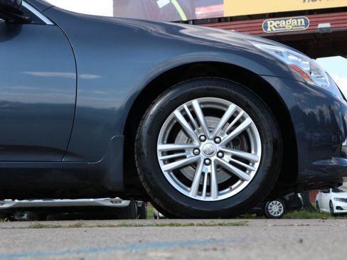 Used 2012 INFINITI G37 x Sedan w/ Premium Pkg AWD/4WD image 6