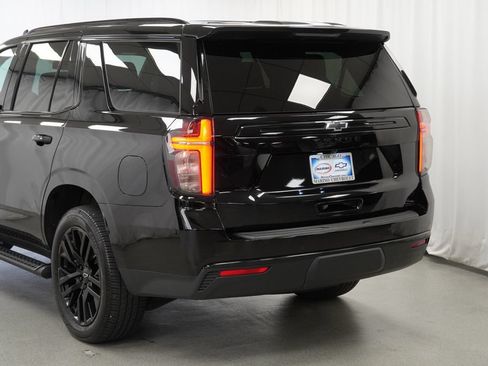 Certified 2023 Chevrolet Tahoe Z71 w/ Luxury Package AWD/4WD image 44