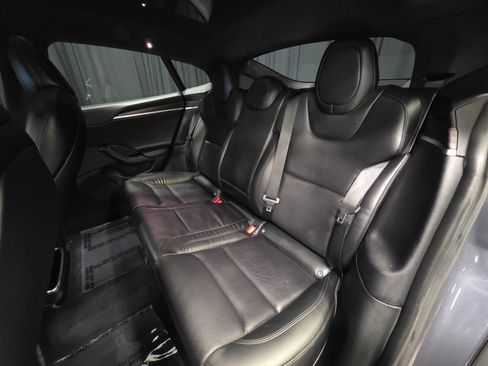 Used 2022 Tesla Model S image 27