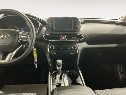 Used 2020 Hyundai Santa Fe SE image 11