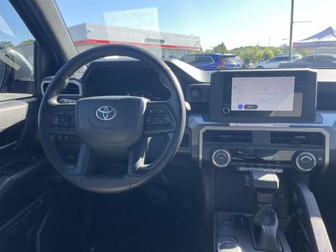 Used 2025 Toyota Tacoma SR5 RWD image 19