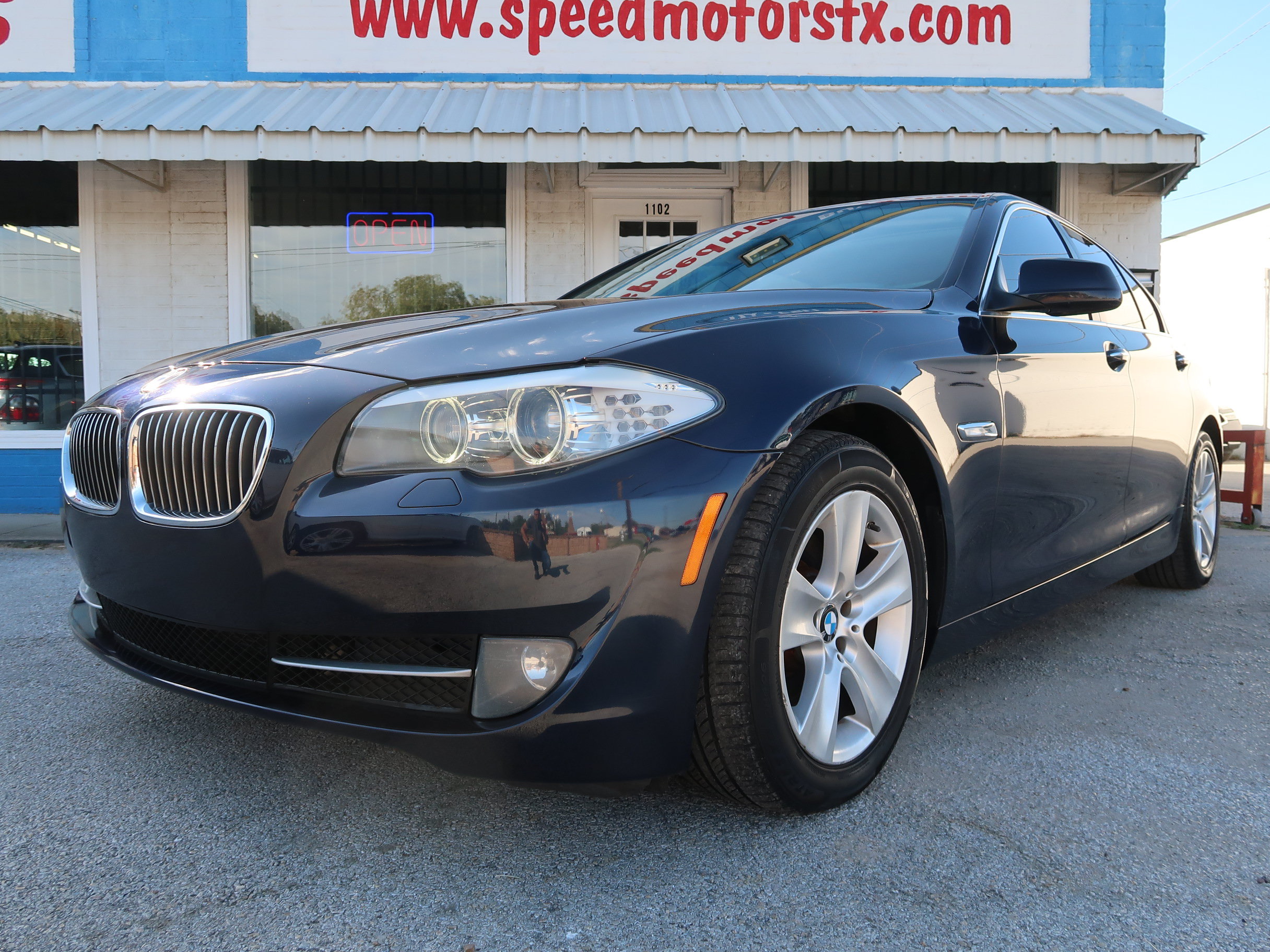 Used 2013 BMW 528i Sedan RWD image 5