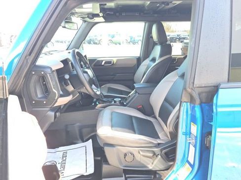 Used 2024 Ford Bronco Big Bend w/ Sasquatch Package image 16