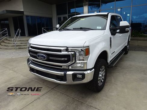 Used 2022 Ford F250 Lariat w/ Lariat Ultimate Package image 3