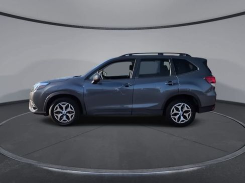 Certified 2023 Subaru Forester Premium image 5
