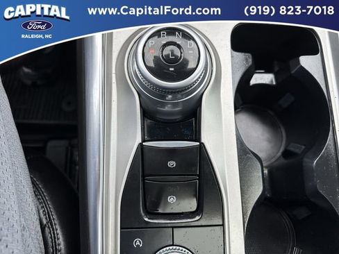 Used 2023 Ford Explorer XLT w/ Equipment Group 202A image 30