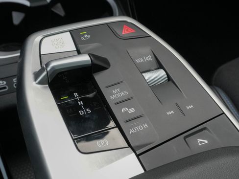 Used 2025 BMW X1 M35i image 26